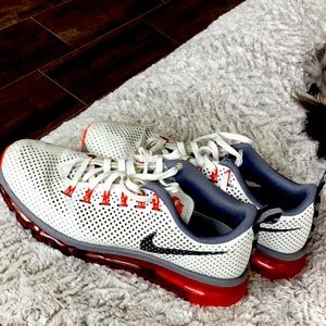 Nike Air Max size 10.5  RARE
